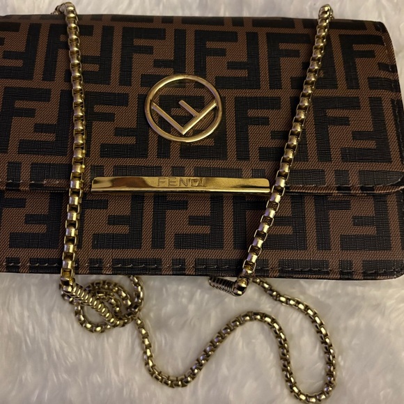 Fashion FF Brown and Black Chain Shoulder Bag - Picture 2 of 15